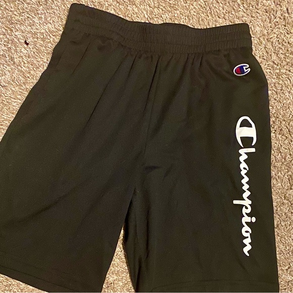 Champion Other - CHAMPION Athletic Shorts. Boys size Med. Black Mesh Pockets. Logo Great like new